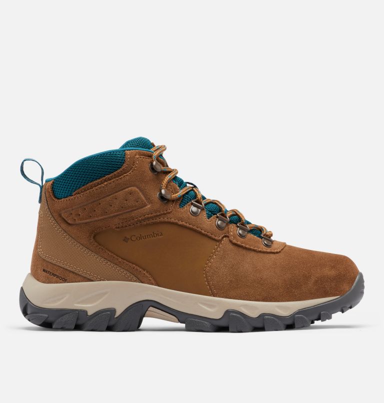 Light Brown Columbia Newton Ridge™ Plus II Suede Waterproof Men's Hiking Boots | ZEO1544ML