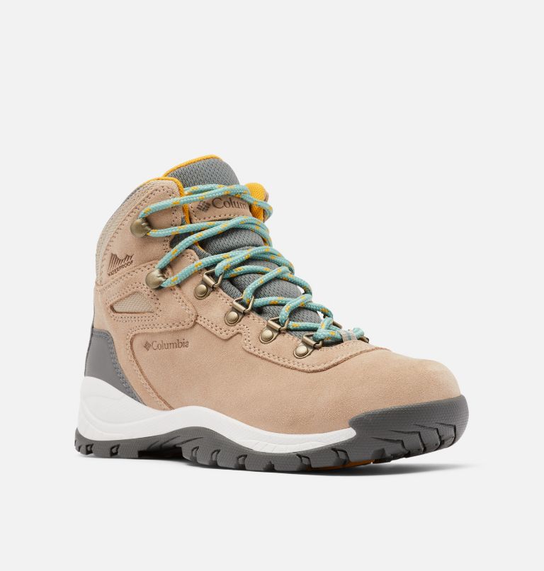 Brown/Green Columbia Newton Ridge™ Plus Waterproof Amped Women's Hiking Boots | LMW9980IP