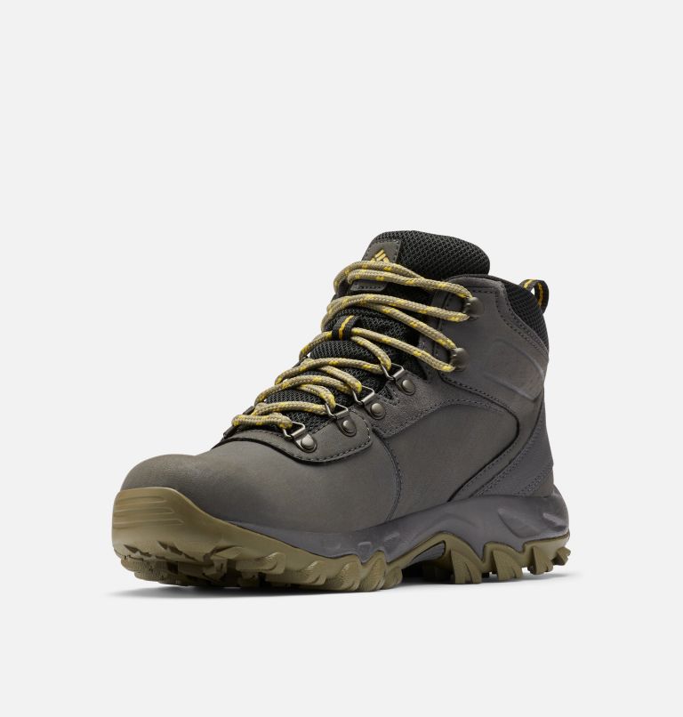 Dark Grey/Green Columbia Newton Ridge™ Plus II Waterproof Men's Hiking Boots | ALA8799NP