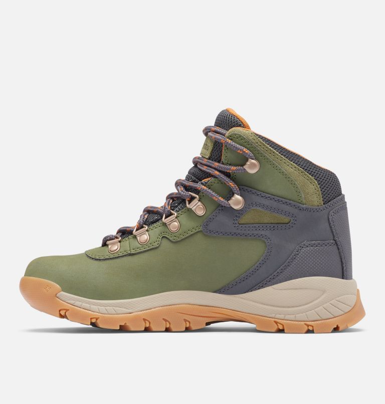 Green Columbia Newton Ridge™ Plus Waterproof Women's Hiking Boots | OOZ7665SI